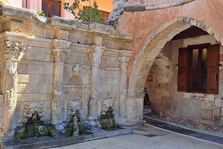 Melidoni & Sfendoni Caves, Rethymno Old Town and Olive Oil Tasting photo 4