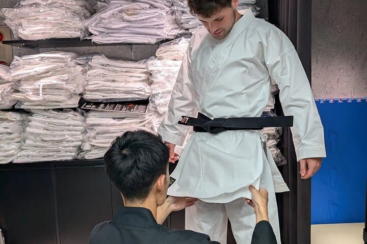 Karate Experience in Asakusa: Beginner-Friendly Dojo Class with Uniform Gift