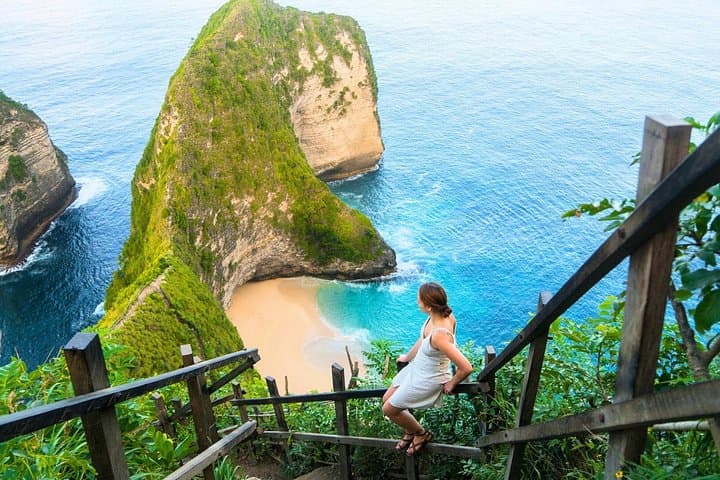 West Nusa Penida Adventure: Kelingking, Broken Beach & Crystal Bay Day Tour photo 1