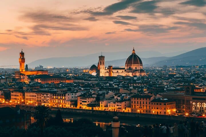 Evening Lights Florence Walking Tour: Hidden Gems, Food & Duomo Views