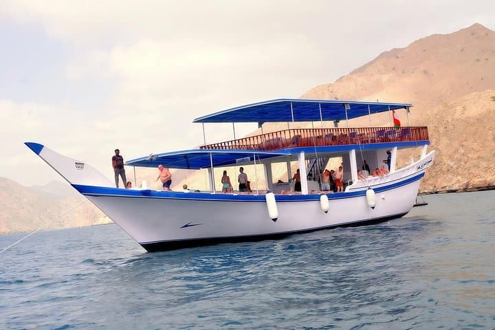 Musandam Dibba Day Cruise: Fjords, Snorkel and Dhow Lunch from Dubai photo 1
