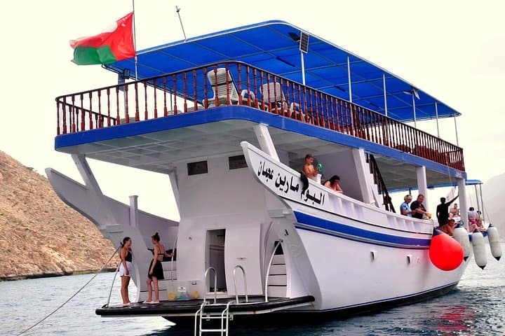 Musandam Dibba Day Cruise: Fjords, Snorkel and Dhow Lunch from Dubai photo 2