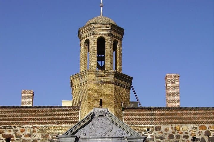 Table Mountain & Cape Town City Tour: Castle, Companys Garden, Bo-Kaap and Camps Bay photo 2
