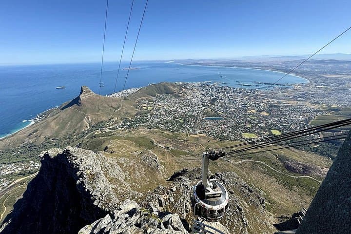 Table Mountain & Cape Town City Tour: Castle, Companys Garden, Bo-Kaap and Camps Bay photo 4