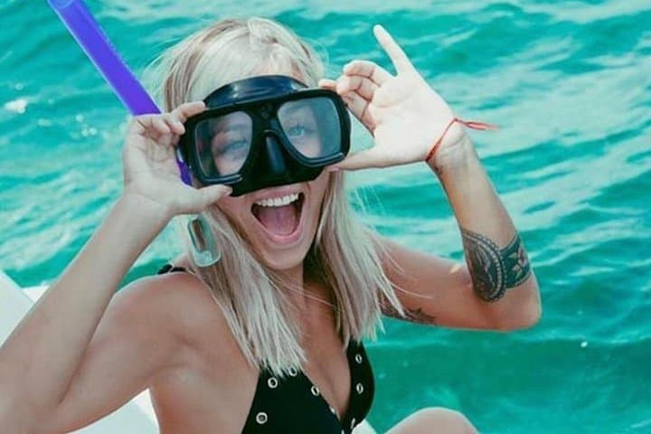 Catamaran to Isla Mujeres: Snorkel, Spinnaker & Beach Club Lunch photo 2