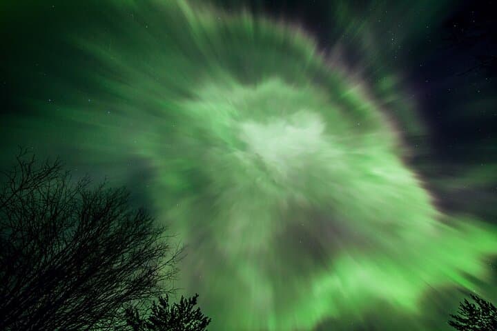 Rovaniemi Northern Lights Van Tour: Aurora Safari with Campfire photo 6