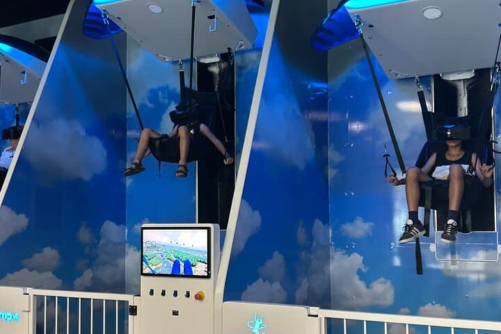Niagara Virtual Parasailing VR Experience at Rainbow Air — Fly Over Niagara Falls