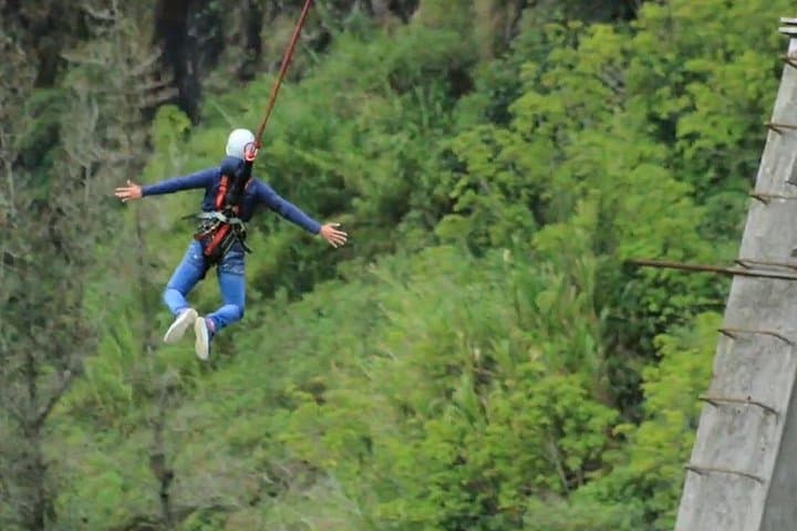 San Francisco Bridge Swing Jump — 100m Canyon Pendulum over Pastaza River, Baños photo 5