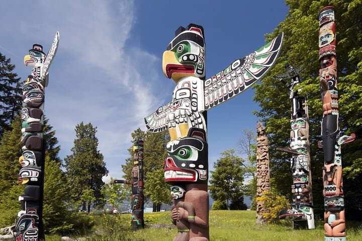 Stanley Park Self-Guided Walking Tour: Seawall, Totems & Forest Trails photo 3