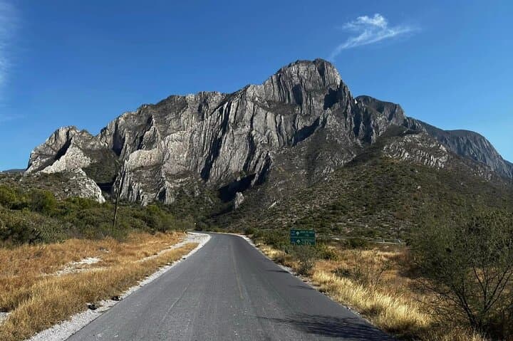 Garcia Grottoes and Cable Car: Guided Cave Tour and Town Visit Near Monterrey photo 5