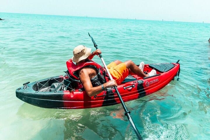 Jeddah Morning Kayak Adventure: Paddle to a Secluded Red Sea Oasis photo 2