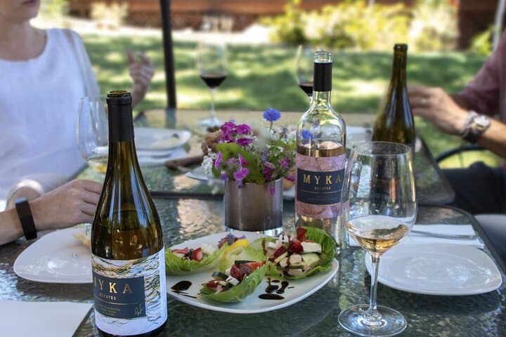 Myka Estates Wine Tasting: Outdoor Flights & Chef Pairings in Camino photo 2