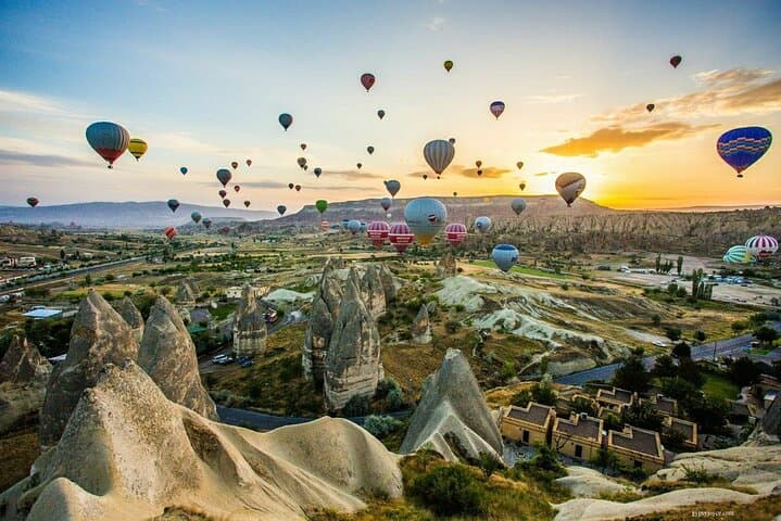 Hiking Rose Valley Cappadocia: Half-Day Guided Hike to Cave Churches & Viewpoints photo 2