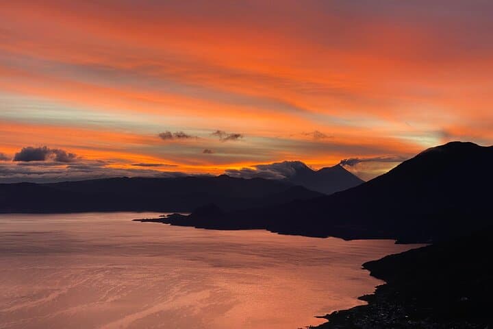 Sunrise Hike to Indian Nose: Epic Lake Atitlán & Volcano Views photo 3
