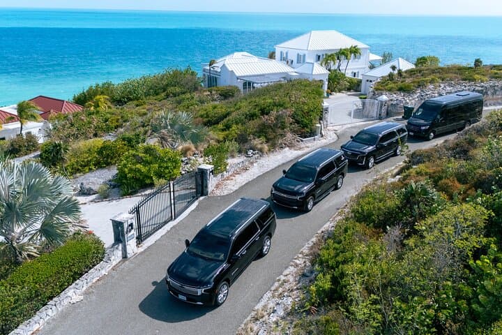 Private SUV Airport Transfer in Providenciales — Luxury Arrival in Turks and Caicos photo 6
