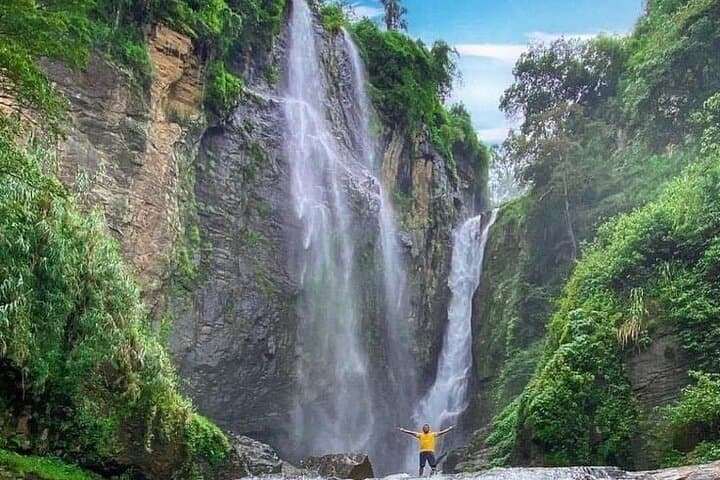 Ramboda Falls & Tea Trails: Tuk Tuk Day Trip from Nuwara Eliya photo 4