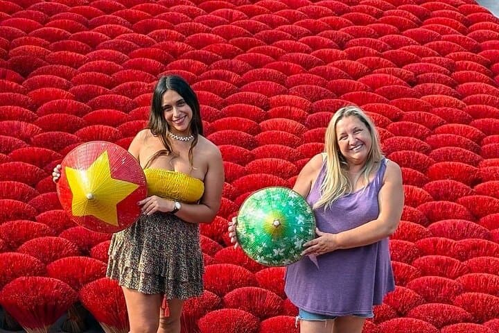 Hanoi Half-Day: Incense Village & Conical Hat Craft Experience