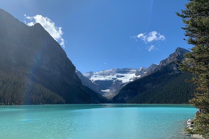 Shuttle to Lake Louise and Moraine Lake — Day Tour from Banff photo 2
