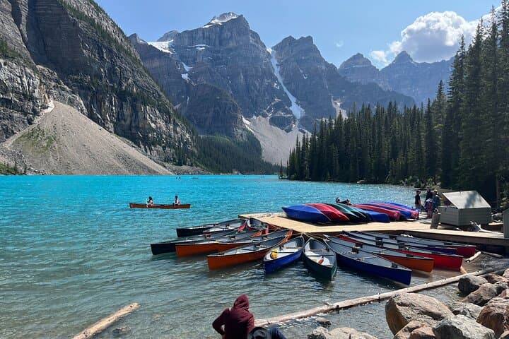 Shuttle to Lake Louise and Moraine Lake — Day Tour from Banff
