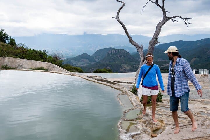 Hierve el Agua Early-Access Half-Day: Swim the Petrified Waterfalls with a Personal Guide