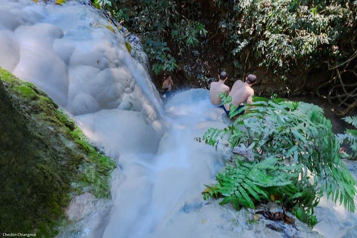 Sticky Waterfalls & Mae Ngat Boat Cruise: Day Tour from Chiang Mai photo 2