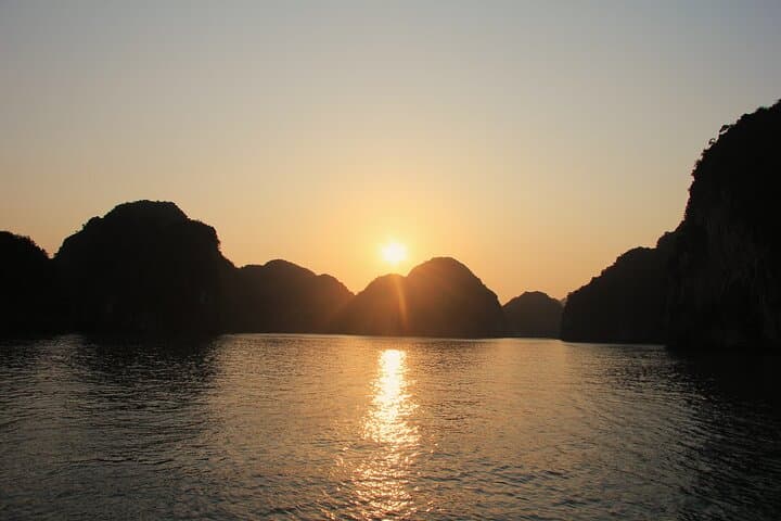 Sunset Kayaking & Boat Tour on Lan Ha Bay — Cat Ba Adventure