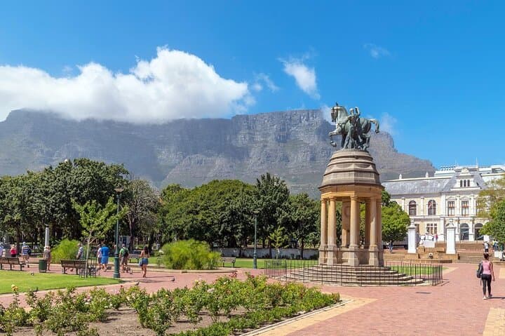 Cape Town City Tour: World of Birds & Groot Constantia Wine Tasting photo 1