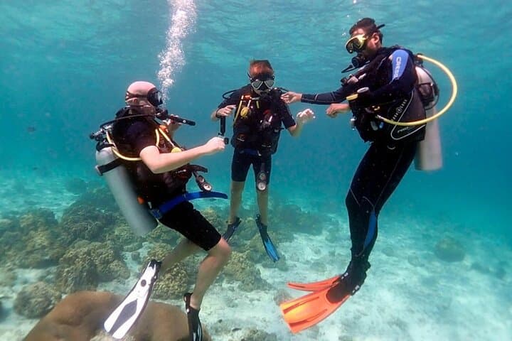 Oludeniz Half-Day Scuba Diving Experience — Blue Cave & Lagoon Dives photo 4