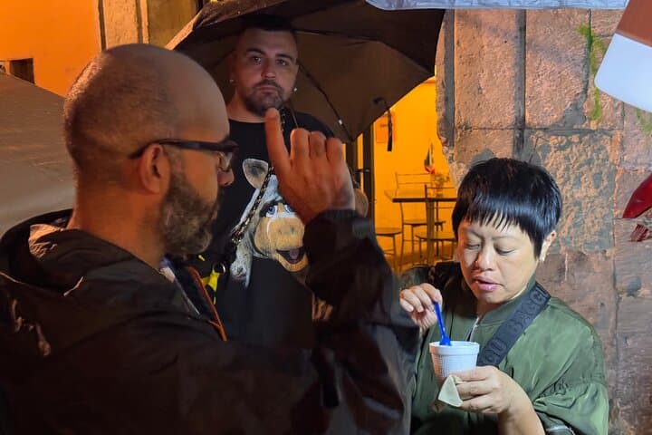 Taste Oaxaca: 2–3 Hour Street Food Walking Tour with a Chef-Journalist photo 4