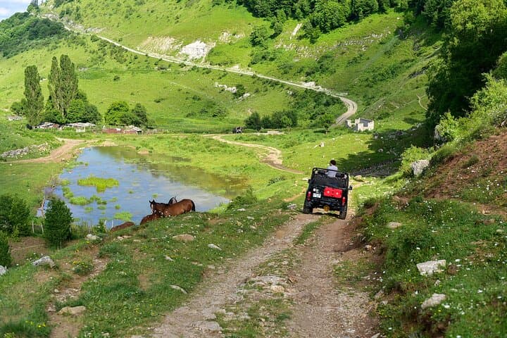 Ijevan Off-Road to Mt Vitasar: Waterfall Hike & Dilijan Highlands photo 4