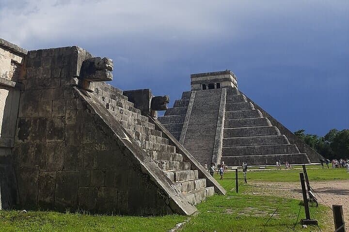 Chichen Itza Deluxe: Cenotes Ik-Kil & Suytun Day Tour from Cancun photo 5