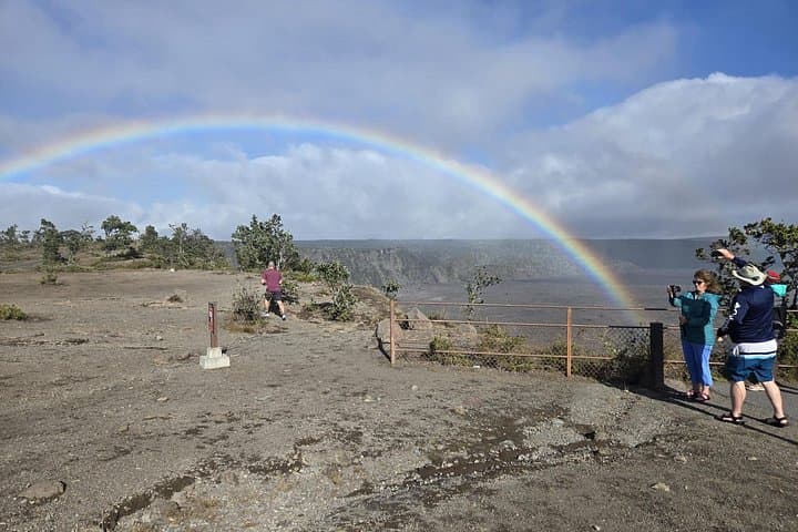 Steaming Sulphur Banks & Kīlauea Crater-Rim Private Hike photo 5
