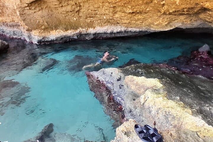 Private Aruba Jeep Beach-Hopping & Snorkel Tour with Champagne photo 6