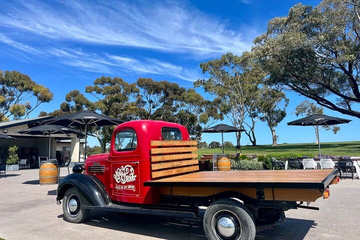 McLaren Vale Small-Group Wine Tour: d'Arenberg Cube & Gourmet Vineyard Lunch photo 3