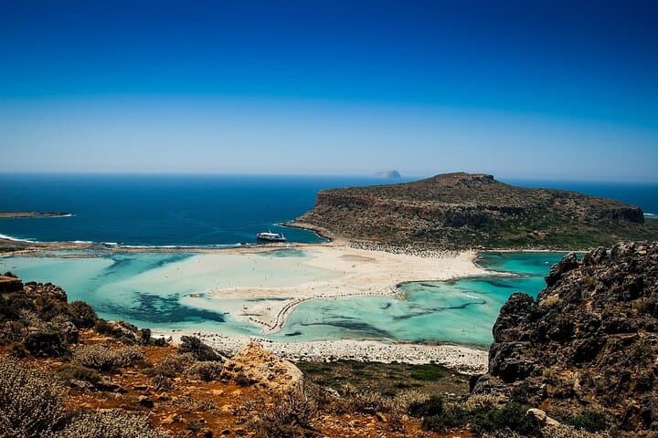 4x4 Jeep Safari to Balos Lagoon from Kissamos — Balos Beach Adventure