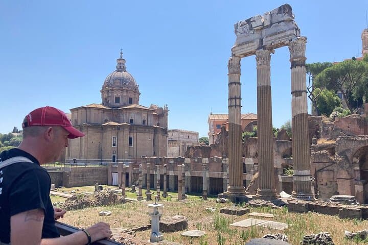Skip-the-Line Colosseum Ticket with Roman Forum & Palatine Hill Audio Guide photo 3