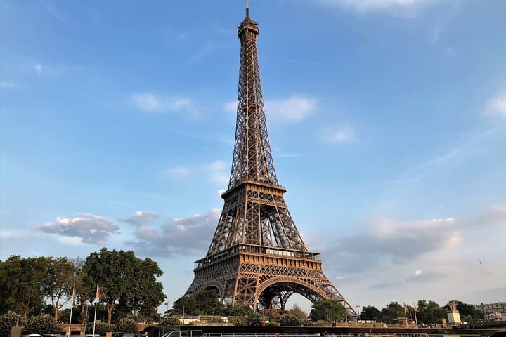 Eiffel Tower Climbing Tour: Climb the Stairs to Parisian Panoramas photo 3