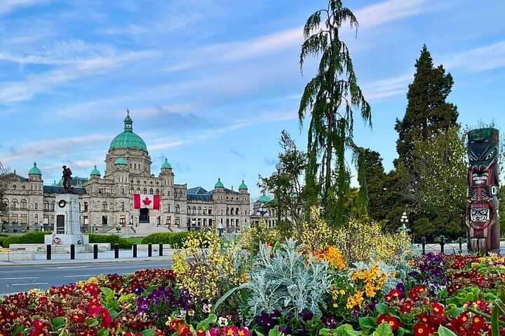Victoria in Four Hours: Private City Highlights Tour from Ogden Point