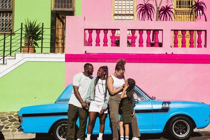 Private Cape Town Photoshoot: Couples, Families & Groups in Iconic Locations