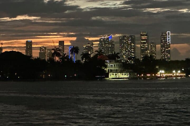 Miami Water Taxi: Skyline Boat Cruise Past Millionaire Mansions to South Beach photo 5