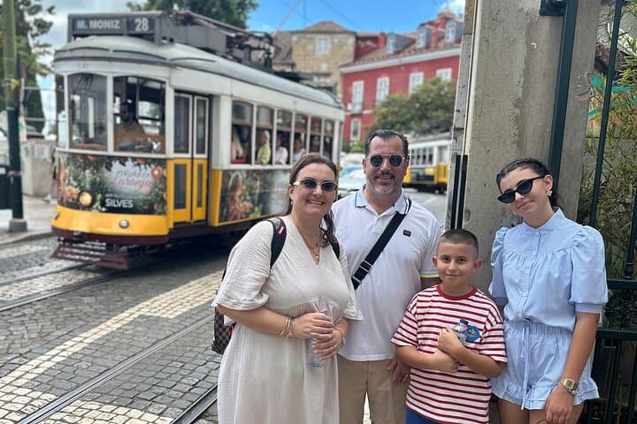 Lisbon Private Downhill Tour with Local Guide — Miradouros, Alfama & Food Tasting photo 4