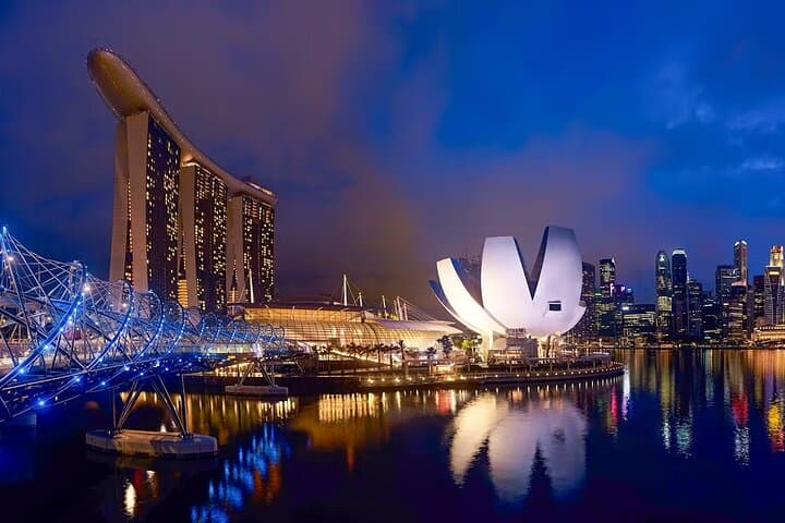 Gardens by the Bay & Marina Bay Sands: Cloud Forest, Supertree Grove and SkyPark Views photo 6