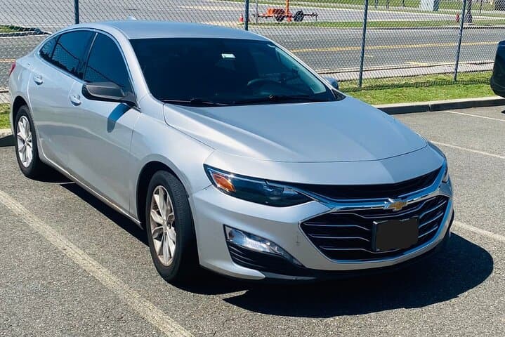 Newark-to-Manhattan Private Transfer — Fast, Tracked EWR Airport Ride photo 2