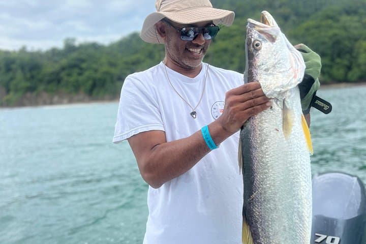 Half-Day Inshore Fishing from Playa Herradura — Roosterfish, Snapper & Mackerel photo 3