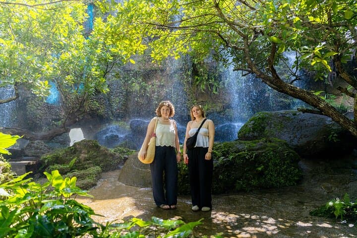 Chiang Mai Sticky Waterfall, Wat Ban Den & Dantewada Café Day Tour photo 5
