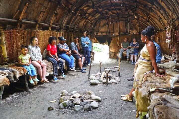 Boston to Plymouth Day Trip: Plimoth Patuxet, Mayflower II & Grist Mill Small-Group Tour