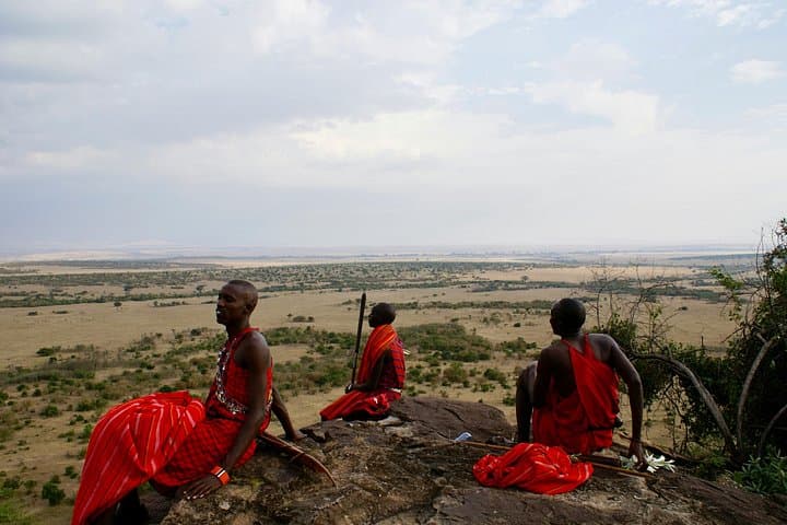 5 Day Vino Safari in Kenya: A Wildlife and Wine Journey through Nairobi, Naivasha & Maasai Mara photo 3