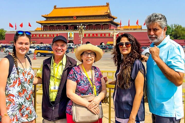Half-Day Tiananmen Square and Forbidden City Tour with Entry Tickets photo 2