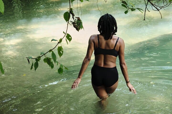 Paddle Boarding in Chiapas: Turquoise Lagoons & Waterfall Picnic from San Cristóbal