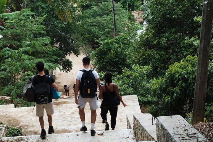 Paddle Boarding in Chiapas: Turquoise Lagoons & Waterfall Picnic from San Cristóbal photo 2
